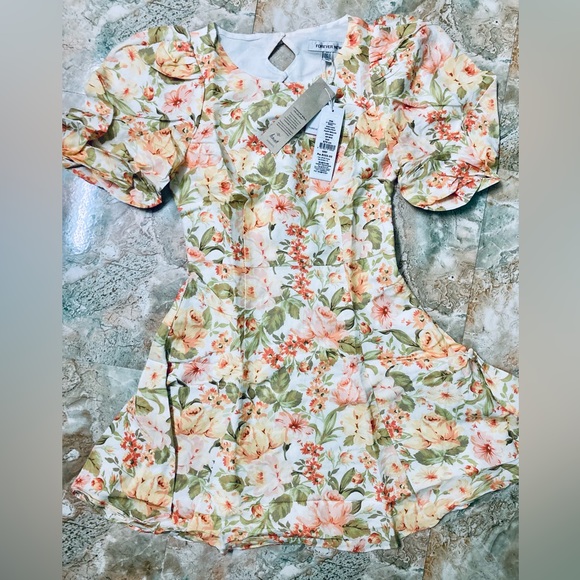 Forever New - Noelle Diamond Back Mini Dress - Picture 10 of 10